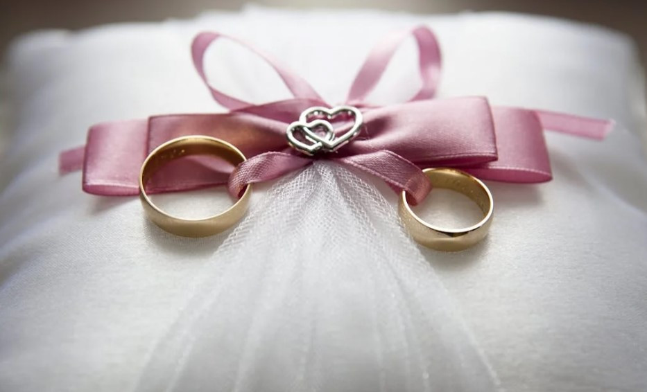 Perfect Gifts for Parents at Amazon and Flipkart Sales