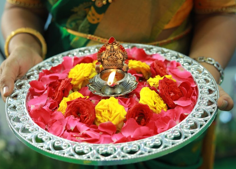The Role of Griha Pravesh Puja in a Newlywed Couple's Life: Traditions, Rituals, and Significance